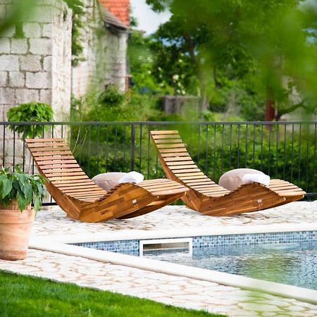 Villa Vita Trilj エクステリア 写真