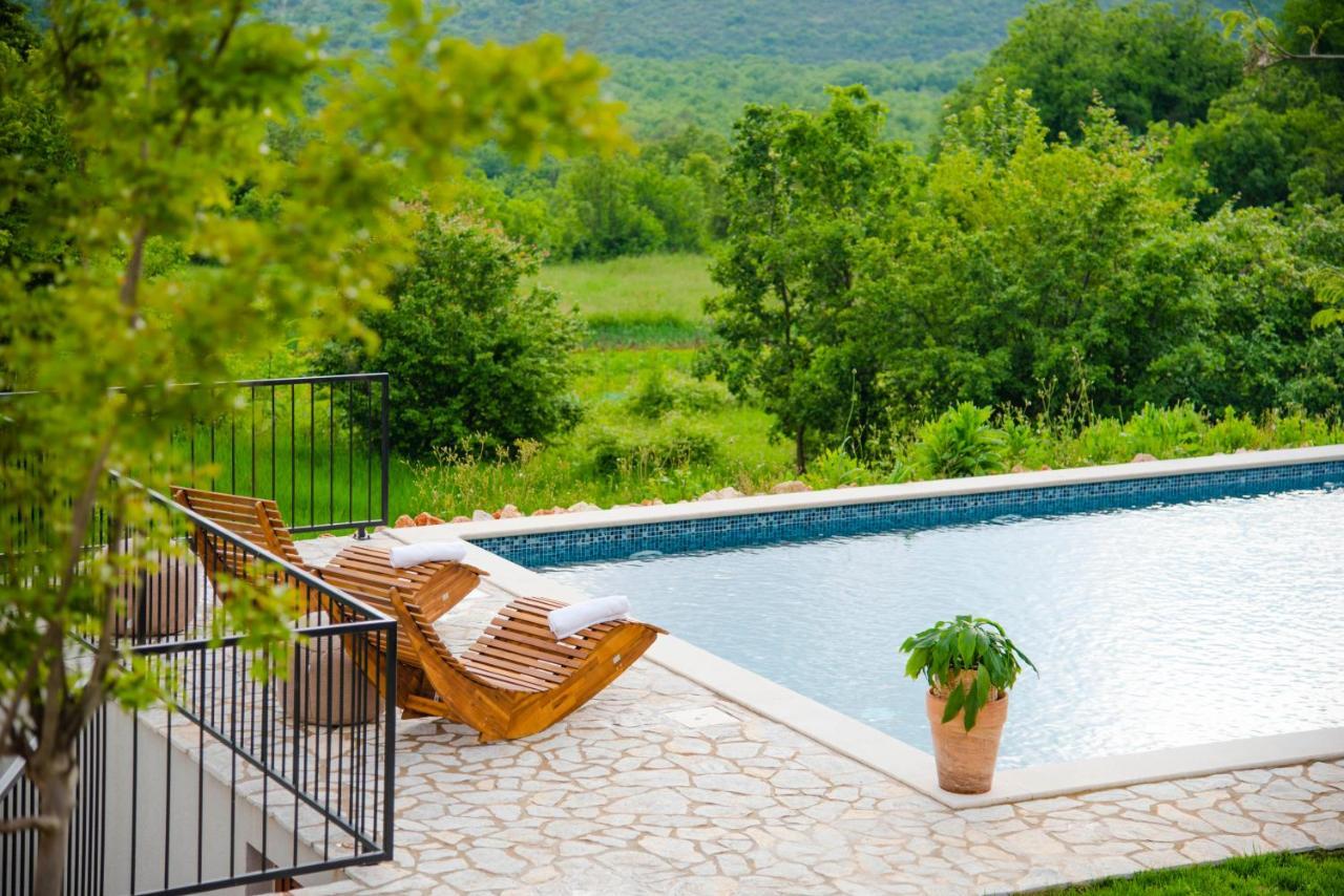 Villa Vita Trilj エクステリア 写真